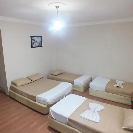 Hostel Uyar Palace Antalya