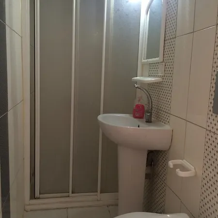 Uyar Palace Albergue Antália
